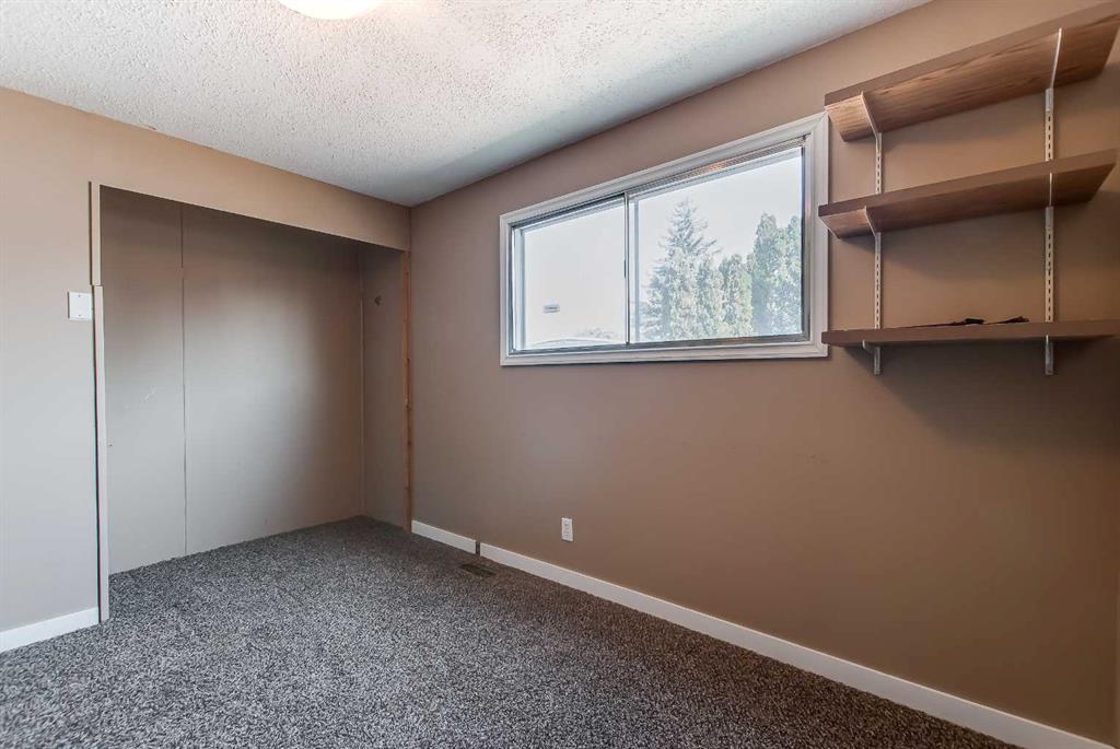 #19 2460 Southview Drive SE