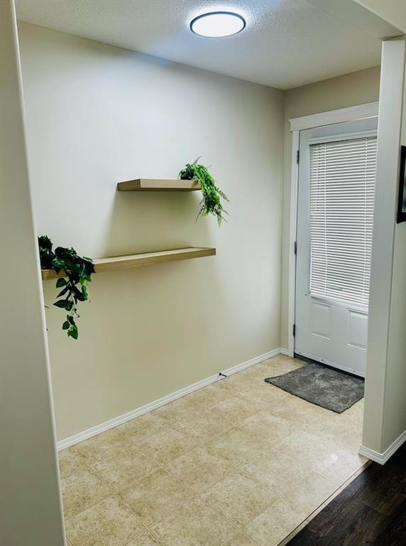 12 Northlands Pointe  
