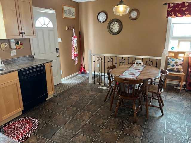 885B 2 Street SE