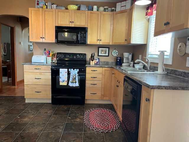 885B 2 Street SE