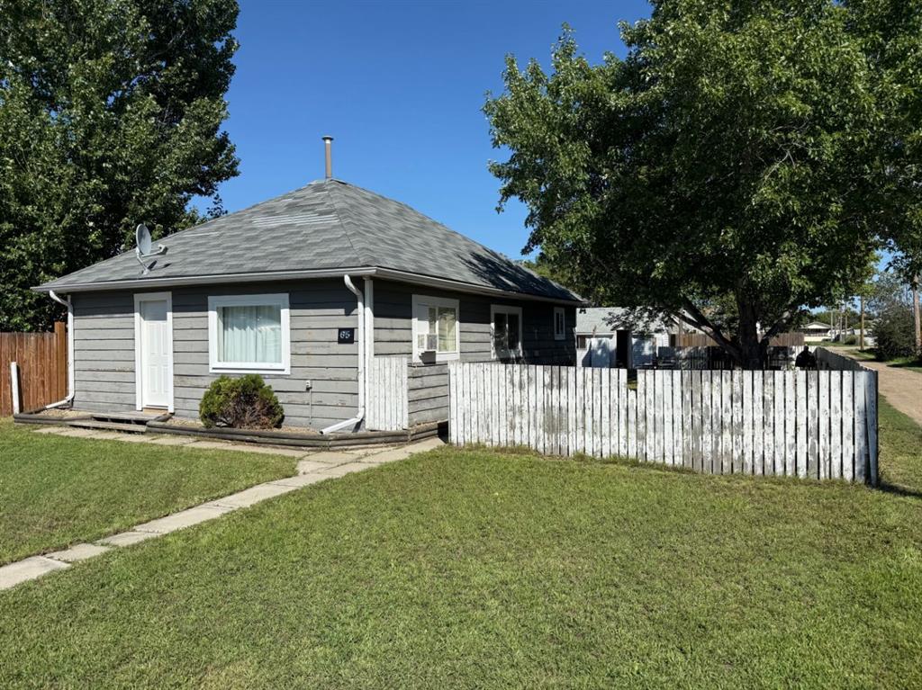 65 Amherst Street , Irvine