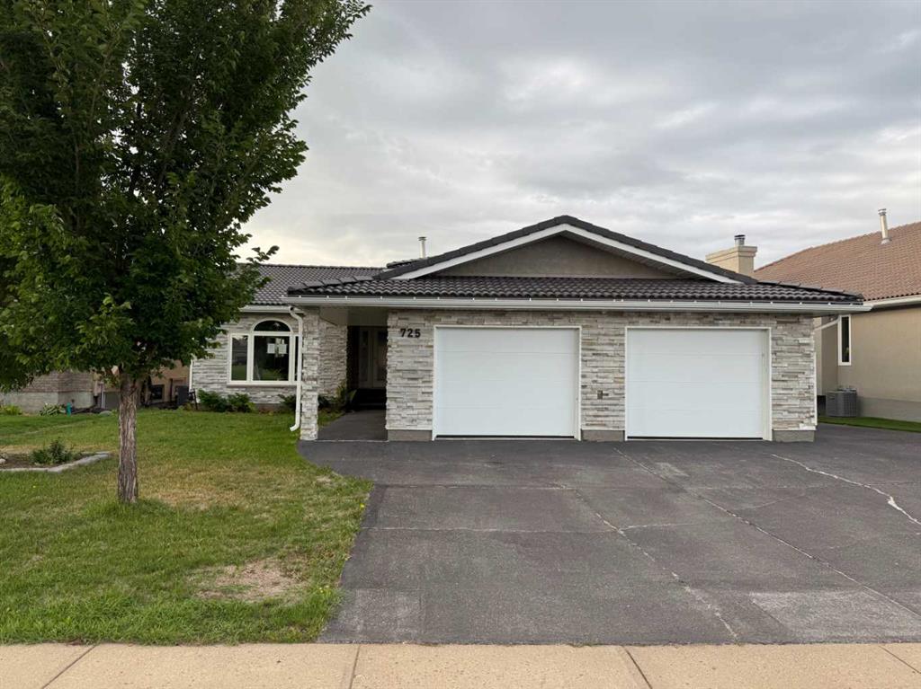 725 Taylor Road SE, Medicine Hat