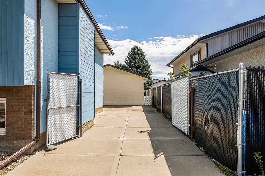 23 Robinson Road SE