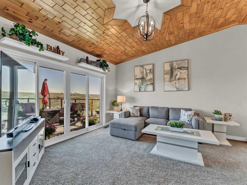 42 Cook Court SE