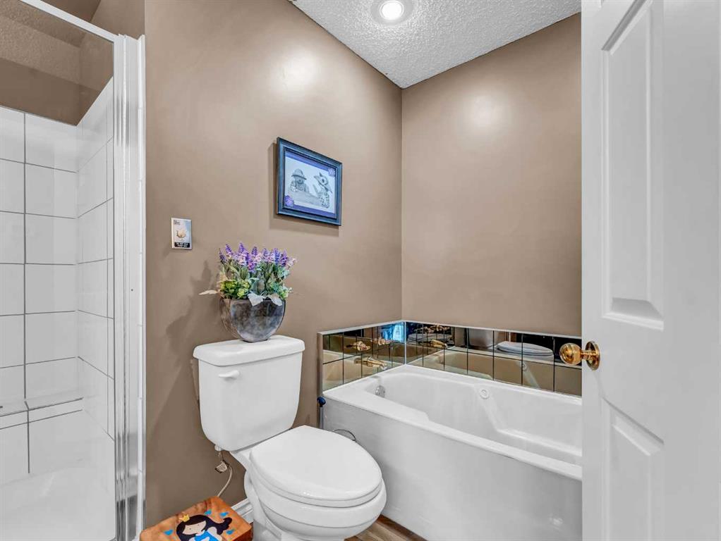 42 Cook Court SE