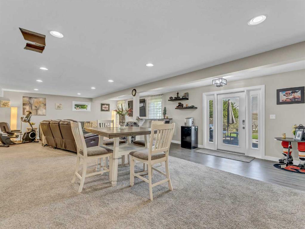 42 Cook Court SE