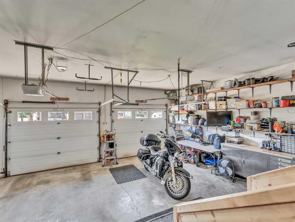 42 Cook Court SE