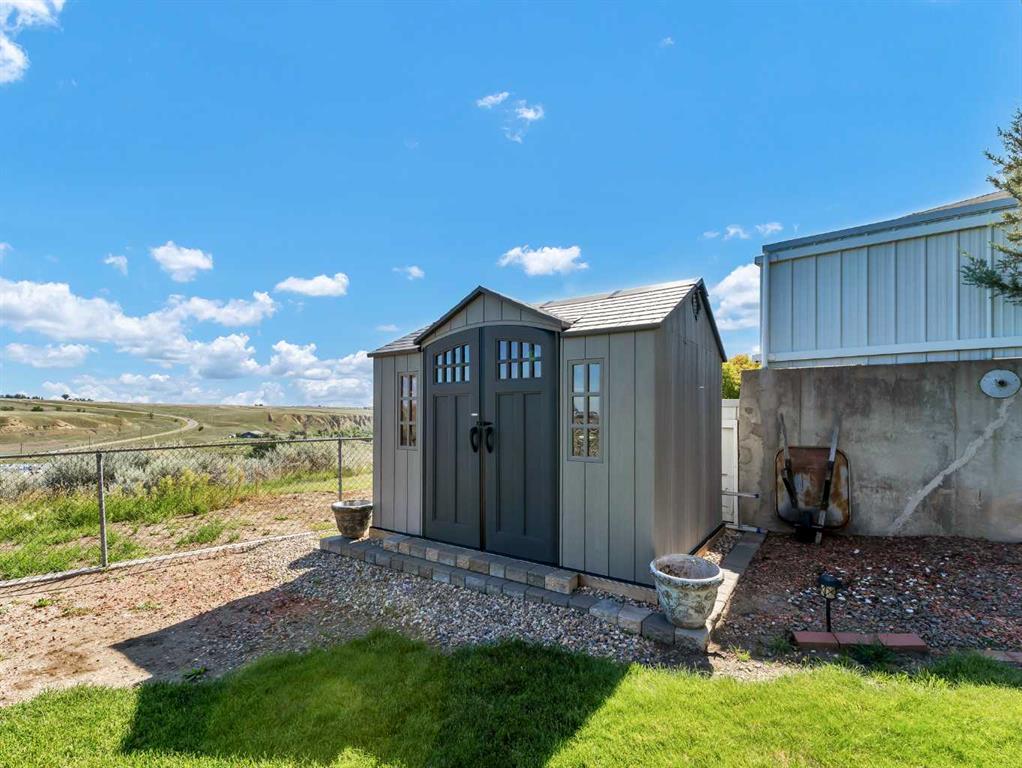 42 Cook Court SE