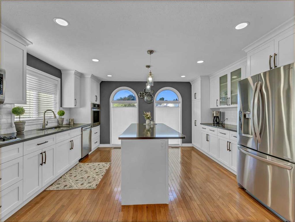 42 Cook Court SE