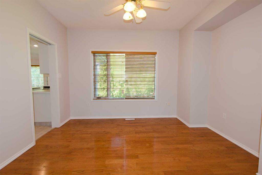 35 Park Meadows Place SE