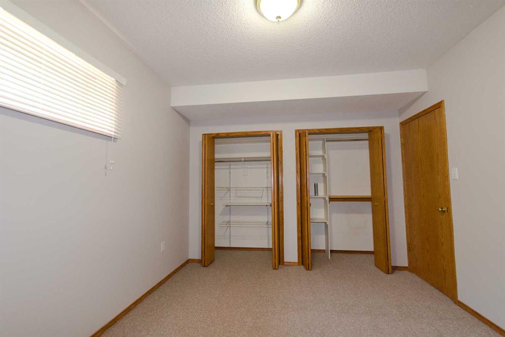 35 Park Meadows Place SE