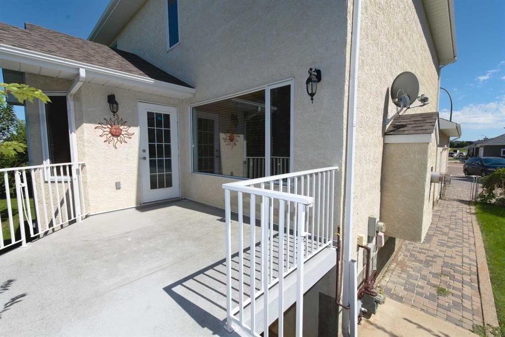 35 Park Meadows Place SE