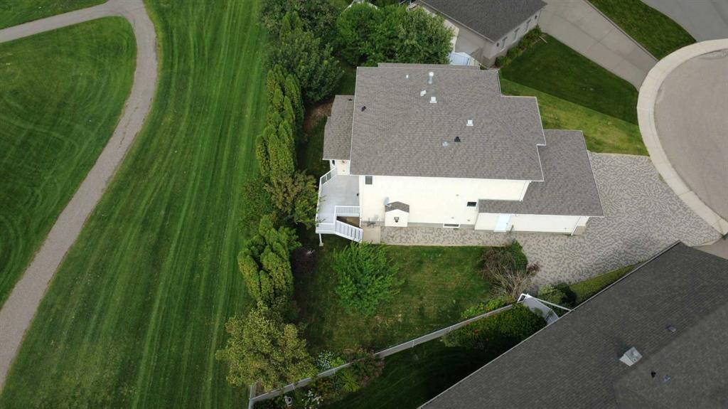 35 Park Meadows Place SE