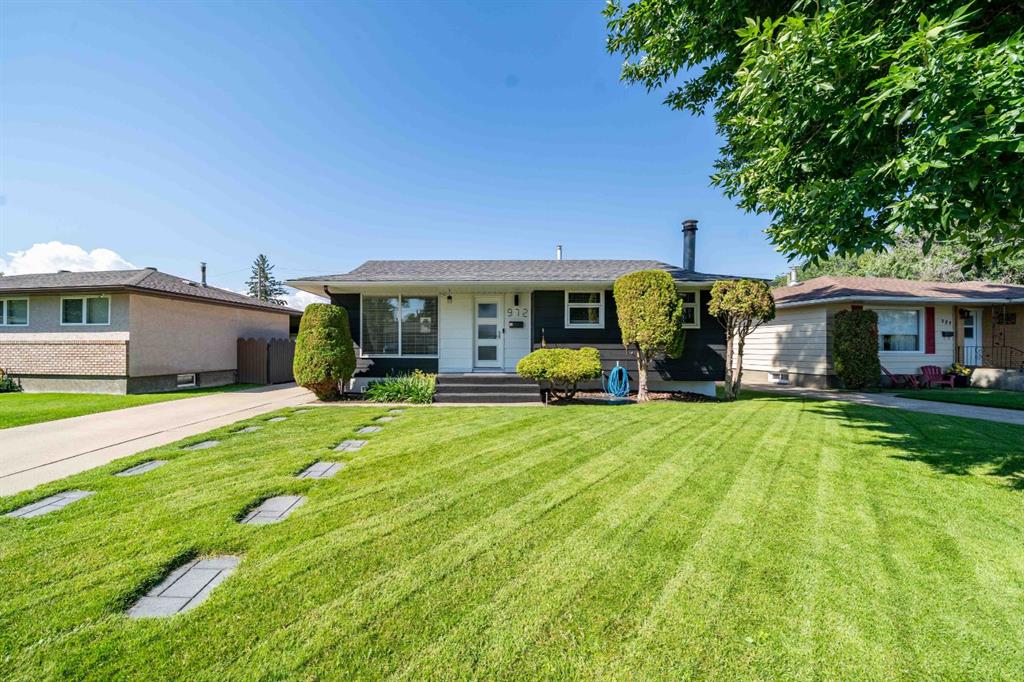 972 Bassett Crescent NW, Medicine Hat