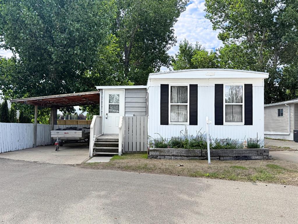 #2 4000 13 Avenue SE, Medicine Hat