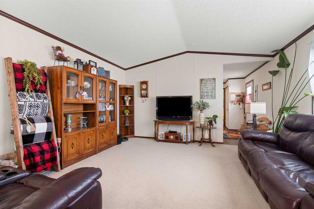 38 Maple Drive 