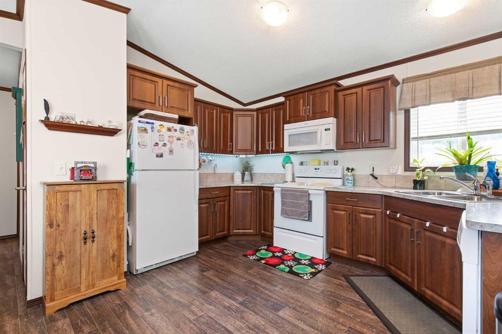 38 Maple Drive 