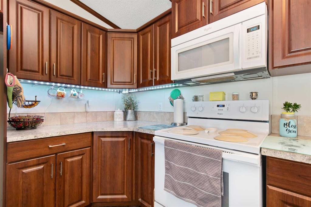 38 Maple Drive 