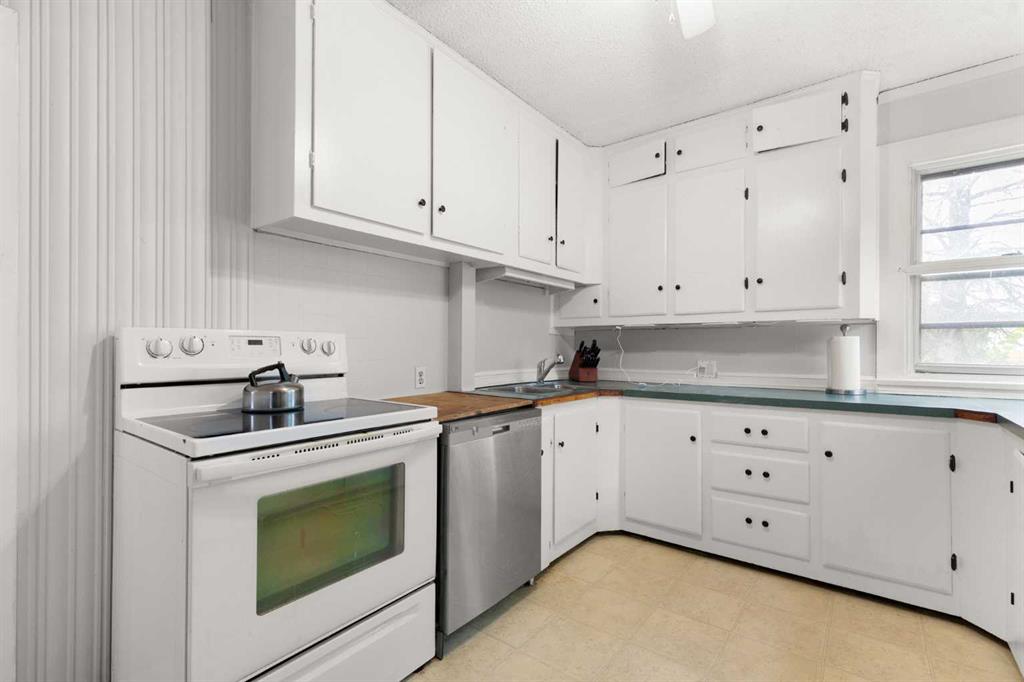 111 2 Street 