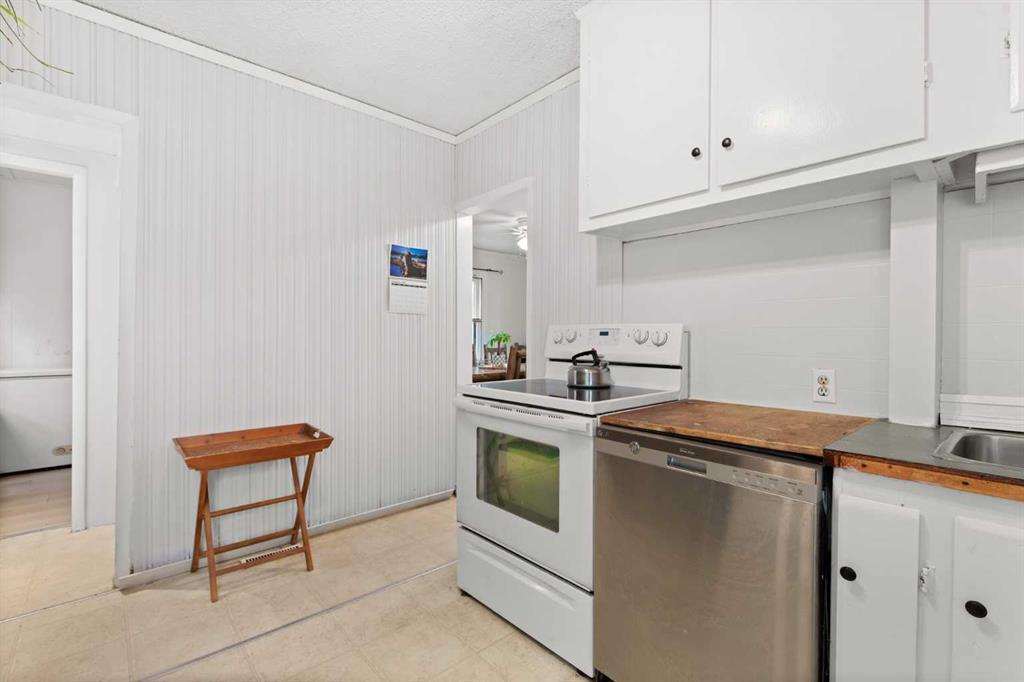 111 2 Street 