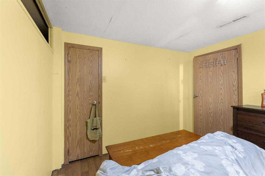 111 2 Street 