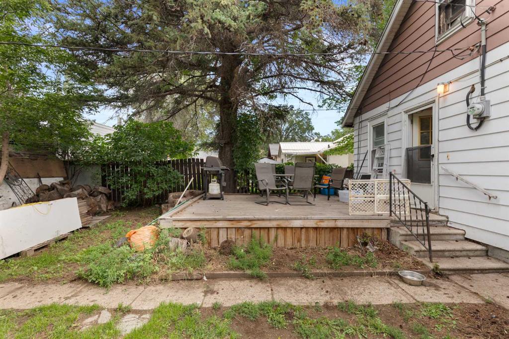 111 2 Street 