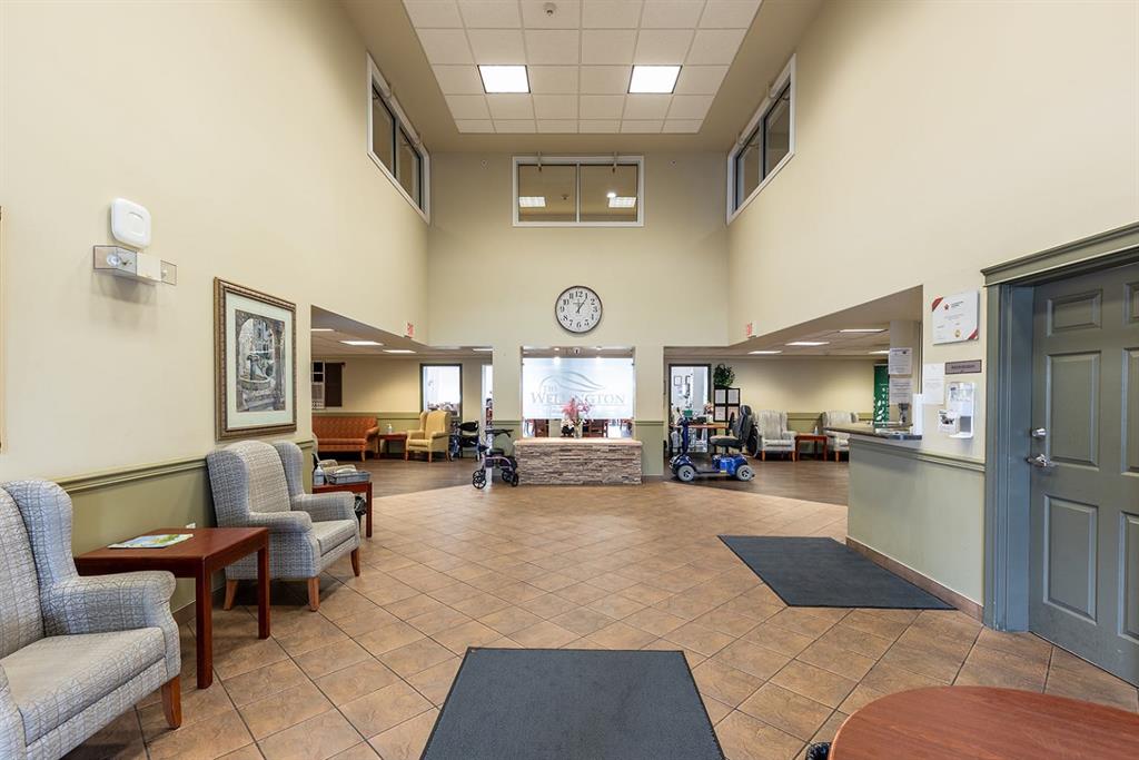 #215 1595 Southview Drive SE