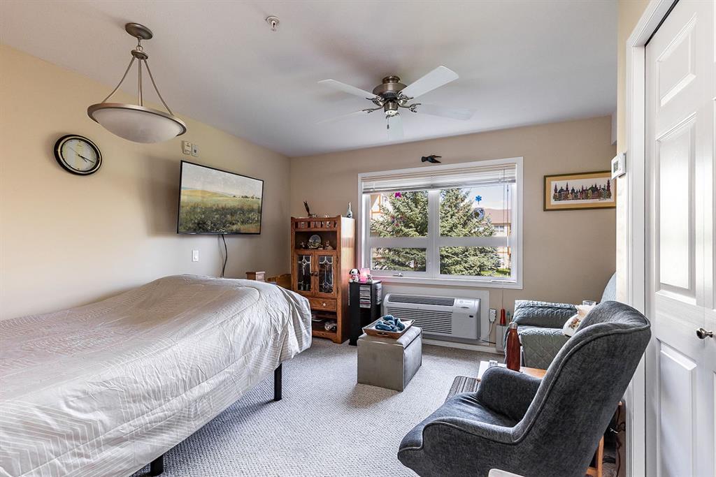 #215 1595 Southview Drive SE