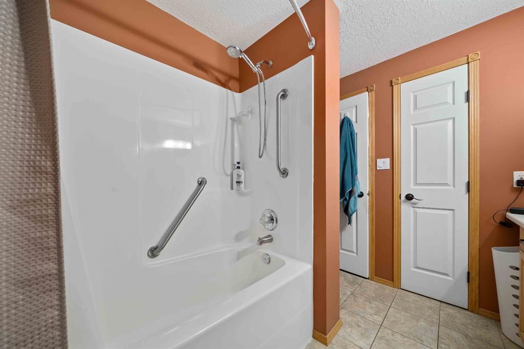 #216 1182 Southview Drive SE