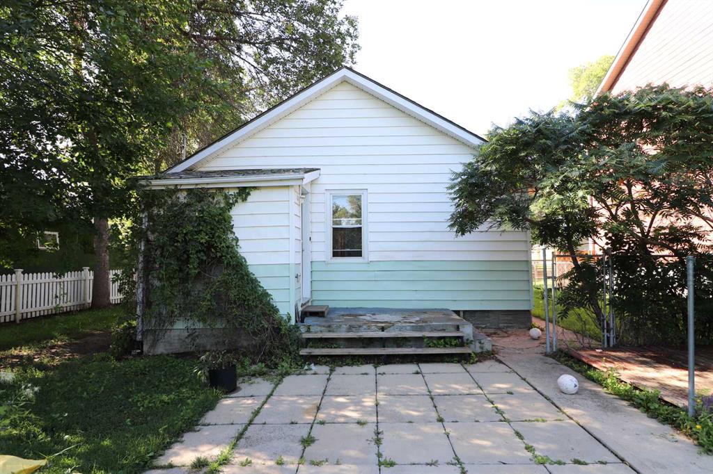 1270 Elm Street SE