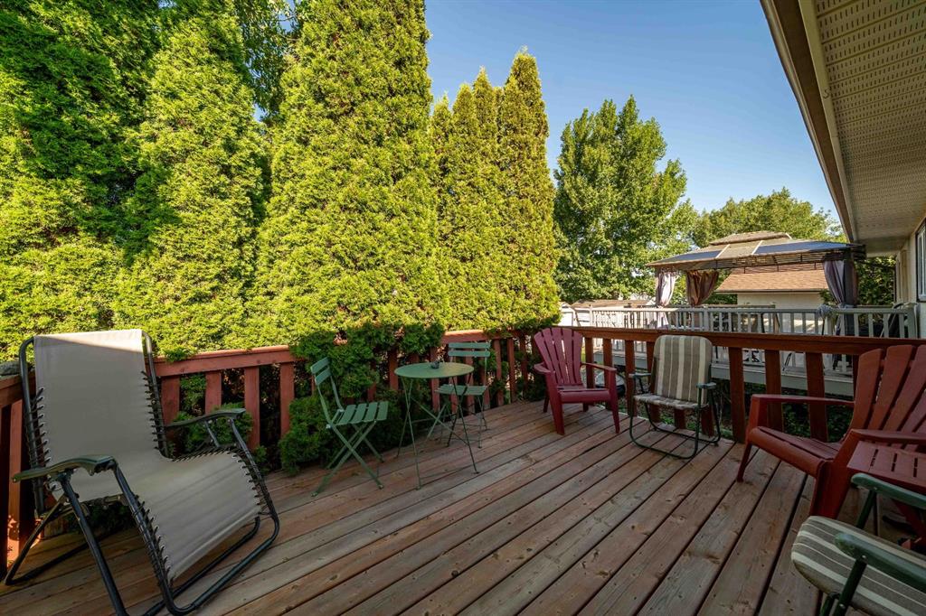 439 Ross Glen Drive SE