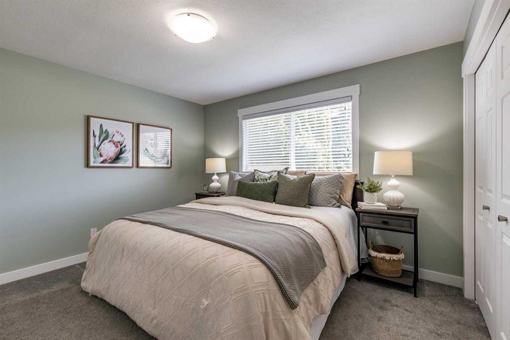 13 Violet Court SE
