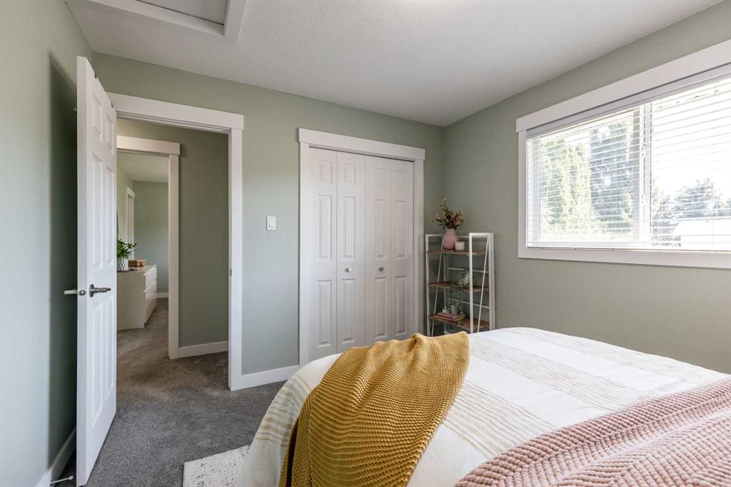 13 Violet Court SE