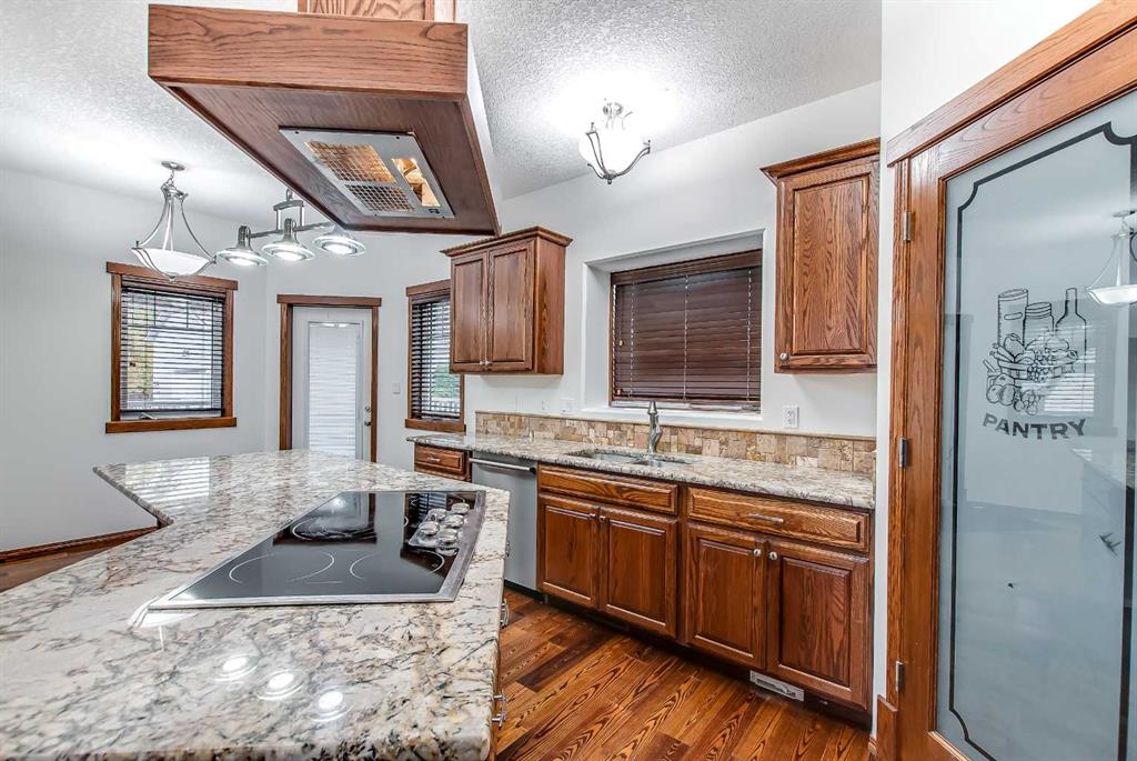 1048 Eagle Ridge Drive 