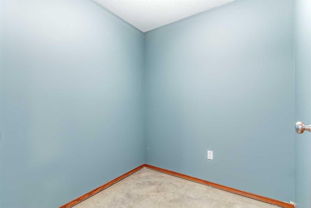 1048 Eagle Ridge Drive 