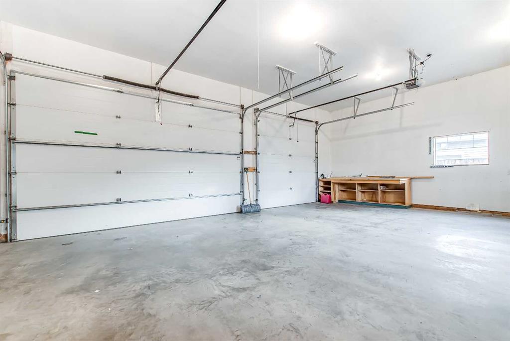 1048 Eagle Ridge Drive 