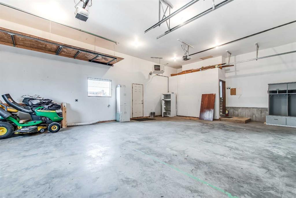 1048 Eagle Ridge Drive 