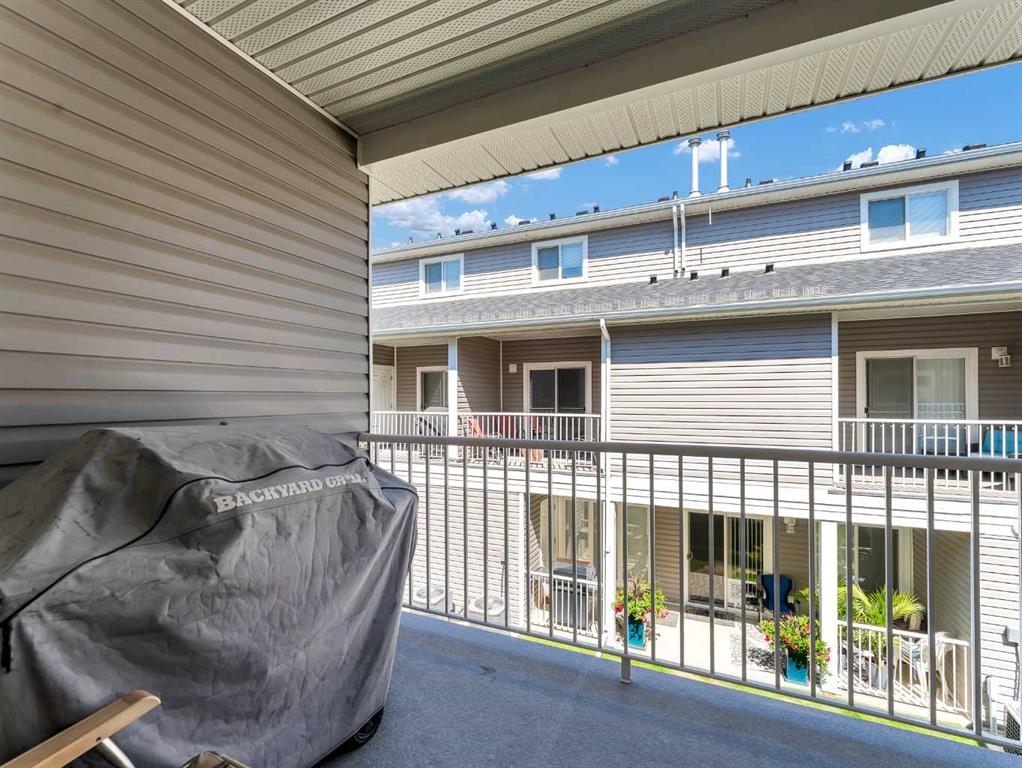 103 Somerset Lane SE