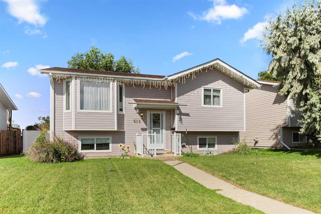 614 7 Street SE, Redcliff