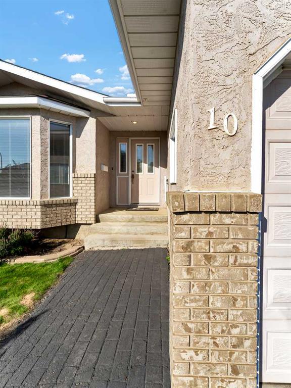 10 Park Meadows Place SE