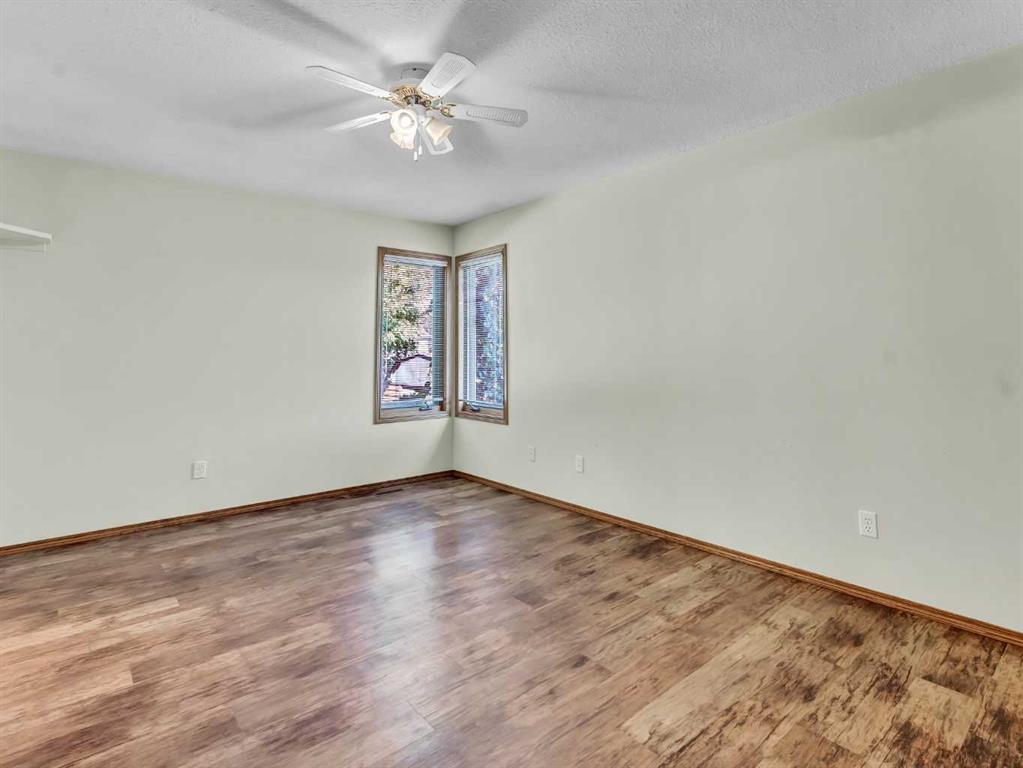 10 Park Meadows Place SE