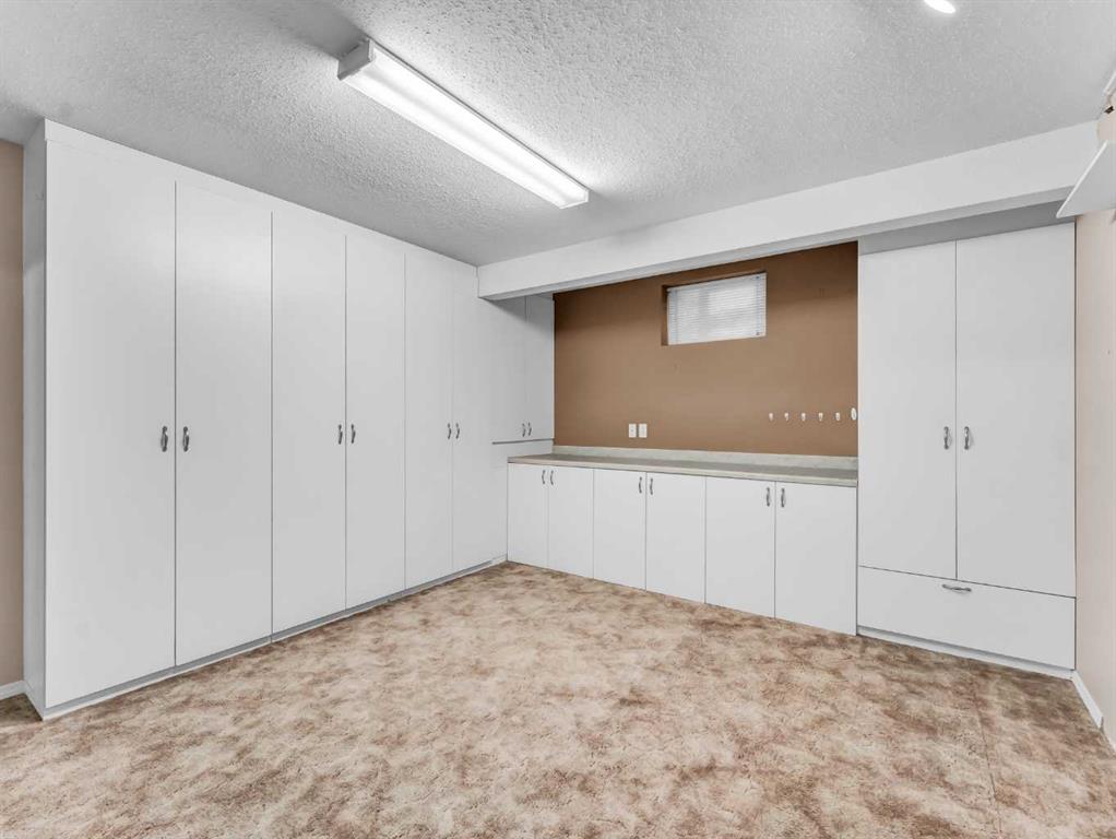10 Park Meadows Place SE