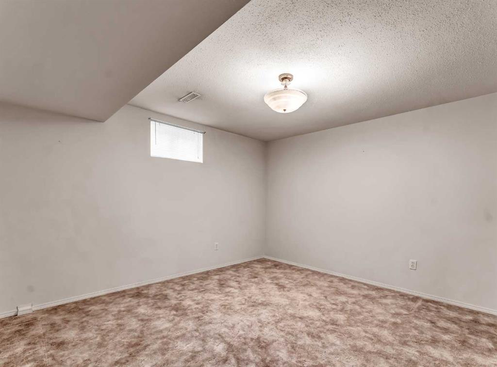 10 Park Meadows Place SE