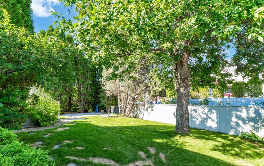 10 Park Meadows Place SE