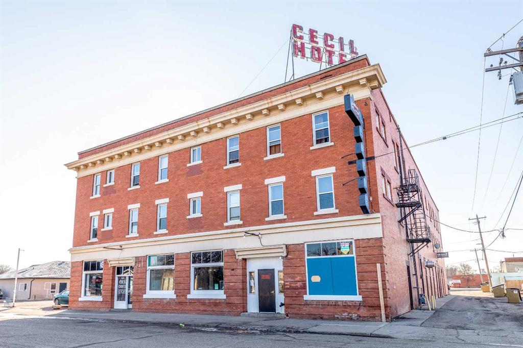 733 4 Street SE, Medicine Hat