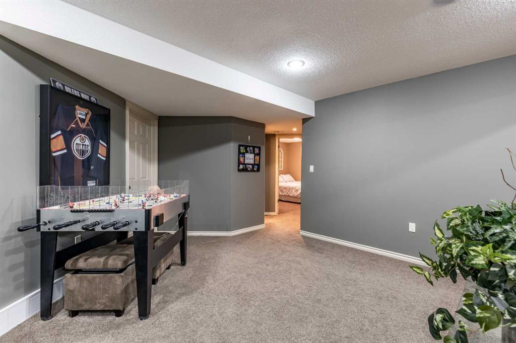 48 Somerside Way SE