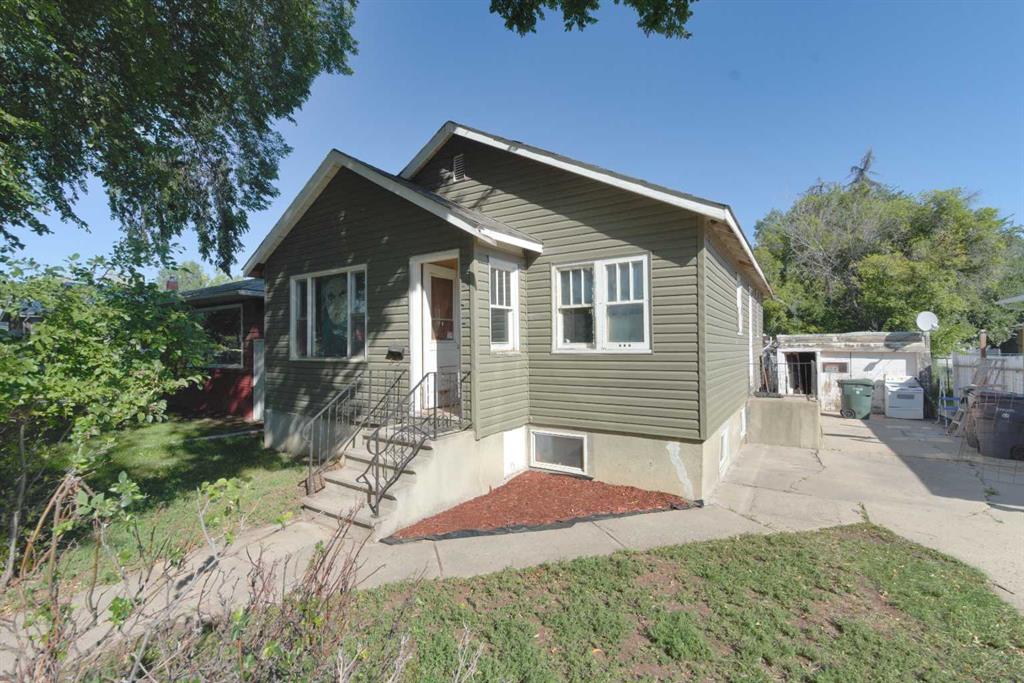 960 5 Street SE, Medicine Hat