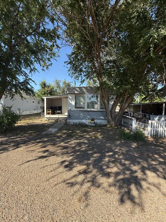 4 Rose Street SW, Medicine Hat