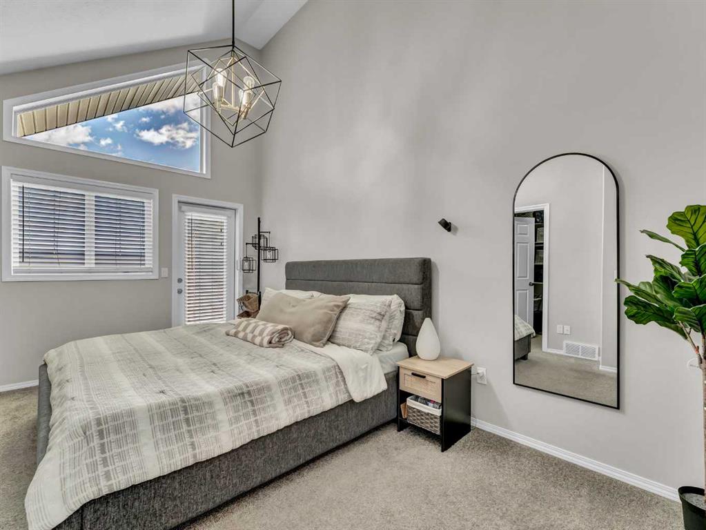 #12 89 Sunrise Way SW