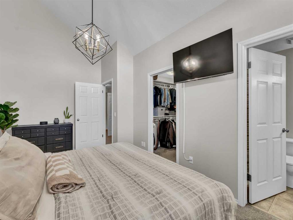 #12 89 Sunrise Way SW